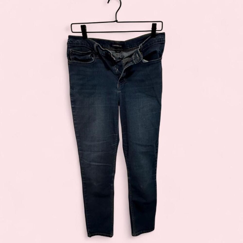 Women’s Calvin Klein dale blue jeans size 10 made in Egypt